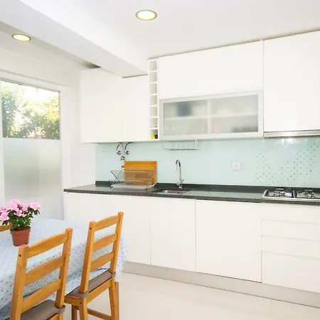 Lemon Tree Villa *